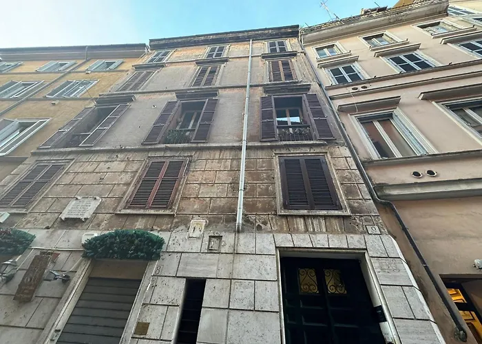 In Ancient Appartement